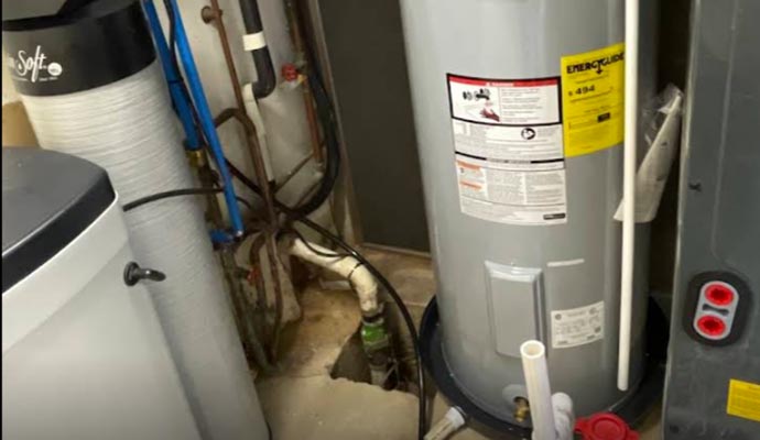 Hot water heater