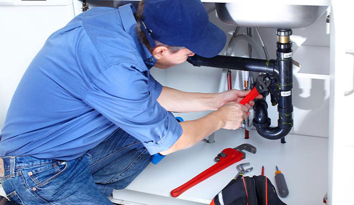 Professional plumbing repair